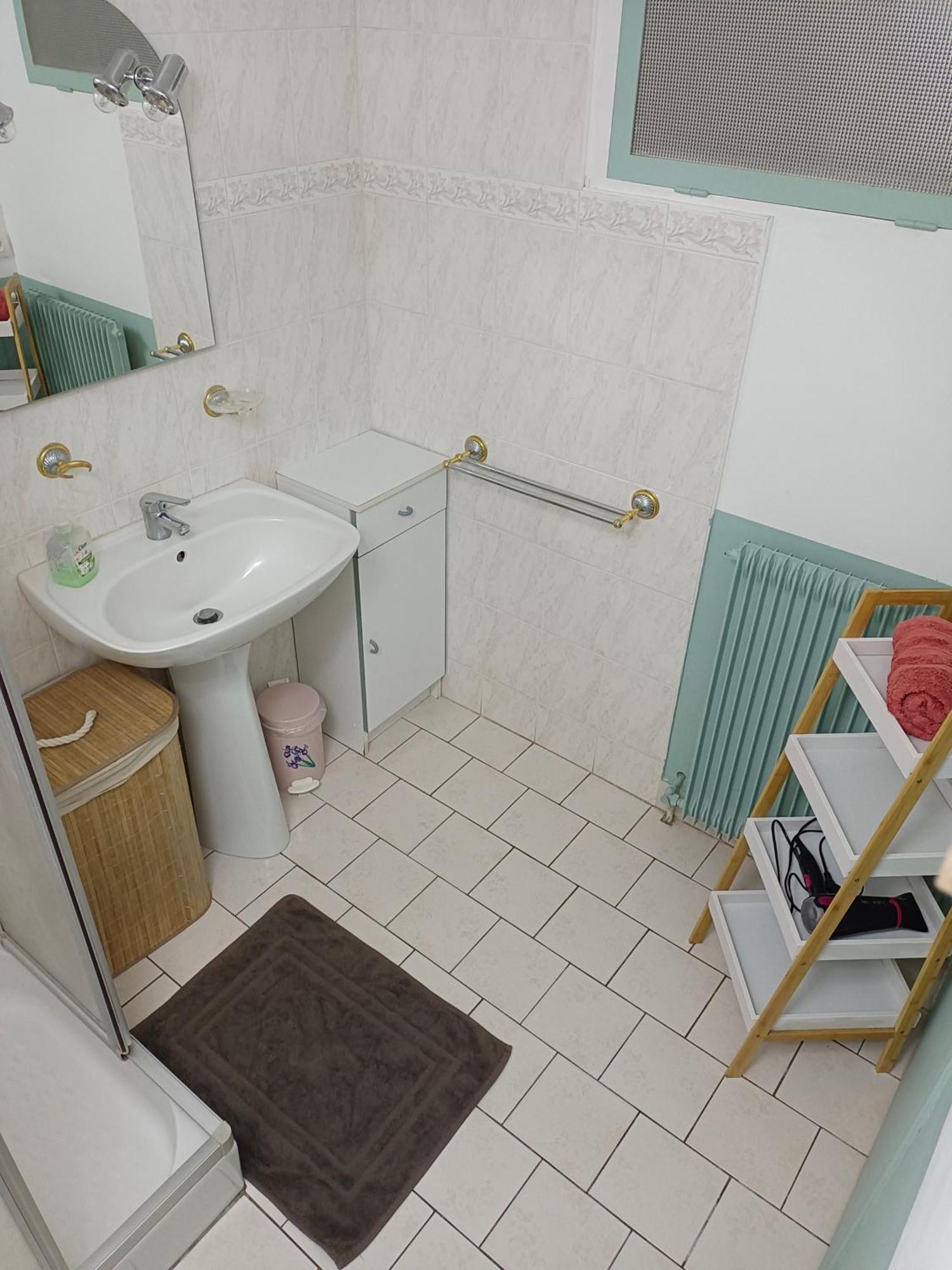 Petite Maison Etape Loire A Velo Ou Compostelle Mosnes Bagian luar foto